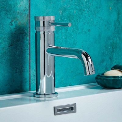 Apres Chrome Dimond Cut Basin Mixer Tap Chrome