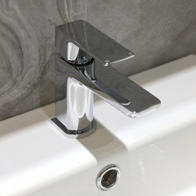 Aquarius Hydro Mini Mono Basin Mixer Tap inc Waste Chrome