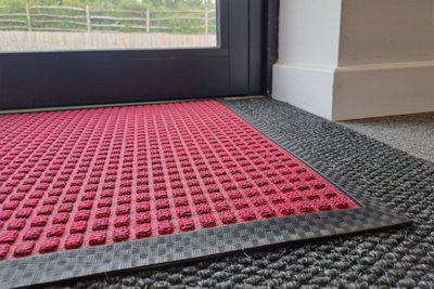 Aquasorb Entrance Mat 90 x 150cm Red