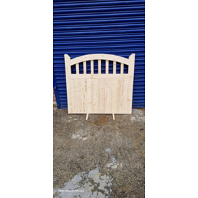 Arched Top Garden Gate Cottage Style 0.9m x 0.9m