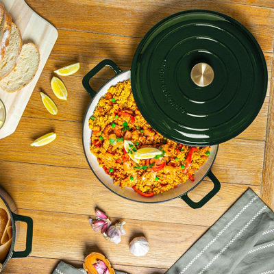 Argon Tableware 2x Shallow Cast Iron Casserole Dishes Green