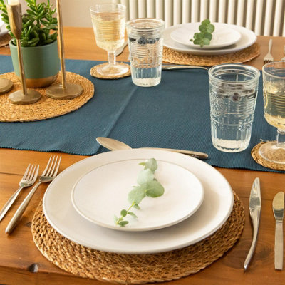 https://media.diy.com/is/image/KingfisherDigital/argon-tableware-round-woven-typha-placemats-coasters-set-12pc~5055512099474_06c_MP?$MOB_PREV$&$width=618&$height=618