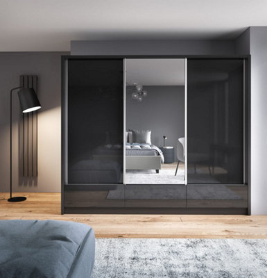 Aria I Mirrored Sliding Three Door Wardrobe 250cm in Black Gloss