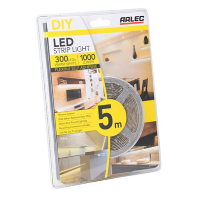 Arlec 5metre 5mtr Warm White LED Strip Light Rope Light IP65 Indoor UK Plug Mains Powered
