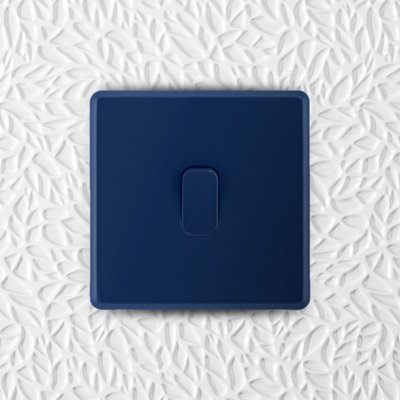 Arlec Rocker Screwless Single Light Switch 1 Gang, 2 Way 10A Galaxy Blue Raised Slim Plate Rounded Profile