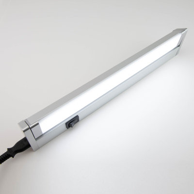 Arlec Swivel Angle 6W LED Bar Strip Light - Ice Cool White Slim Profile UK Plug Mains Powered Cabinet Cupboard Wardrobe Kitchen