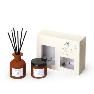 Aroma Naturals Aromatherapy Candle & Reed Diffuser Gift Set Eucalyptus ...