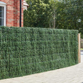 Artificial Grass Garden Trellis 3m