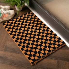 Arty Wavey Lines Pattern Doormat