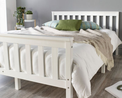 Aspire Atlantic Wood Bed Frame in White, size Small Double