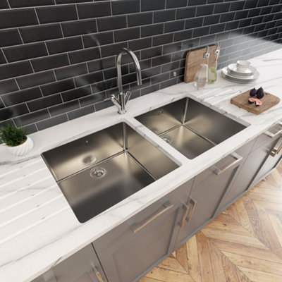 Astini Serena 2-Bowl Undermount Stainless Steel Kitchen Sink 888x444x200mm with 90mm Basket Wastes