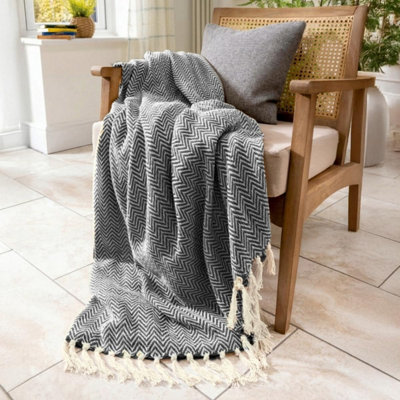 Audley Chevron Herringbone Throw Blanket - Charcoal Grey, 150 x 200cm