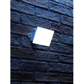 Auraglow Integrated LED Flood Light 4000K - White - 20W - 1650lm -Standard On/Off
