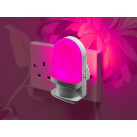 Auraglow Plug In Colour Changing LED Night Light - Daylight sensor