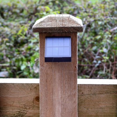 Auraglow Solar, Fence Wall & Post Lights - 4 Pack