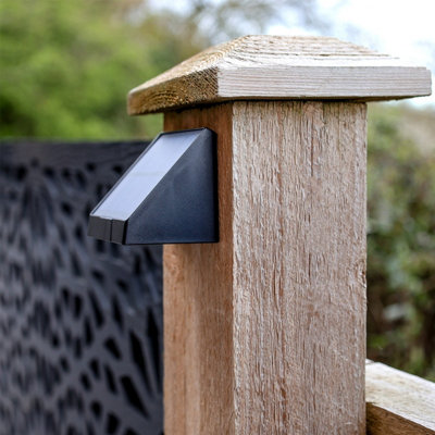 Auraglow Solar, Fence Wall & Post Lights - 4 Pack