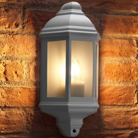 Auraglow Traditional Outdoor Wall Light - Soulbury - White