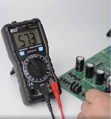 Autojack LCD Digital Multimeter Voltmeter Ammeter AC DC Current Circuit Tester