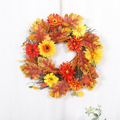 Autumn Christmas Wreath Daisy Maple Leaf Hanging Decoration 55 cm