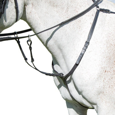 Avignon Leather Horse Breastplate Black (Cob) DIY at B&Q