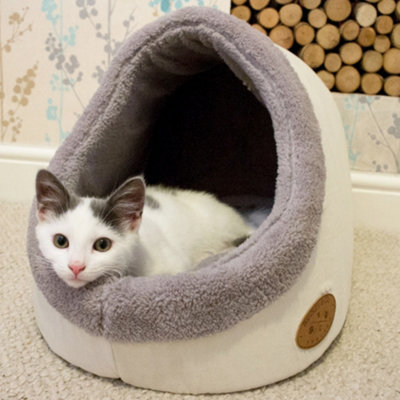 Banbury Co Luxury Cosy Cat Bed