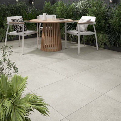Bantham Ivory Matt Porcelain 600x600x20mm (Pack of 2)