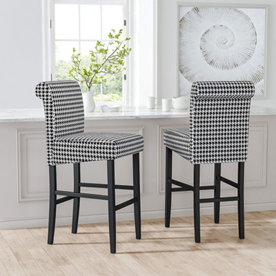 Black and white buffalo check bar stools hotsell