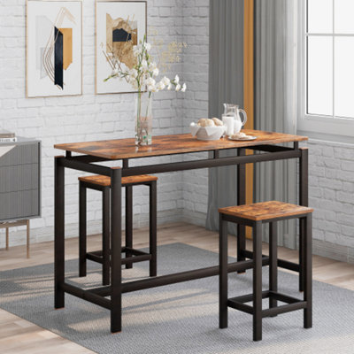 Breakfast bar best sale 2 stools