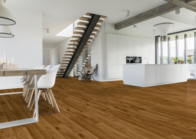 Bartek Oak Effect Vinyl Flooring 4m x 2m (8m2)