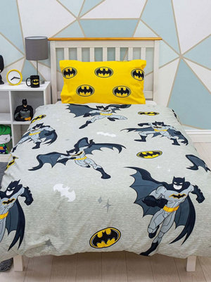 Batman Logo Single Duvet Cover and Pillowcase Set