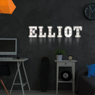 Battery Powered 3D Letter P LED Light - Freestanding or Wall Mounted Alphabet Lighting Home or Party Decoration - H22 x W14 x D3cm