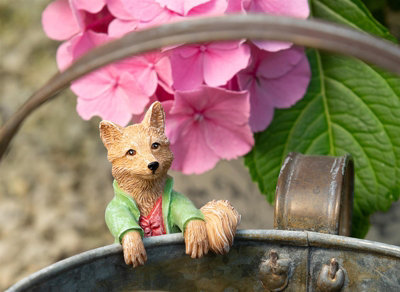 Beatrix Potter Mr. Tod Plant Pot Hanger