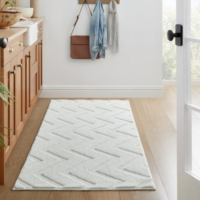BedLooms Cream High Low Pile Rug 60x110cm, Soft Thick Piles, Zig Zag ...