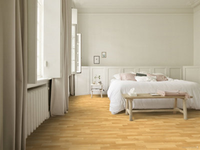 Beech Effect Vinyl Flooring 8m x 4m (32m2) - 4