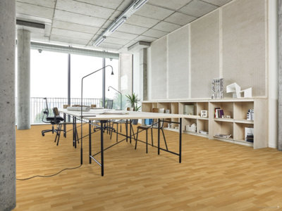 Beech Effect Vinyl Flooring 8m x 4m (32m2) - 5