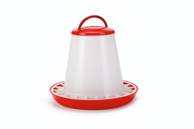 Beeztees Plastic Poultry Feeder Red & White 6kg