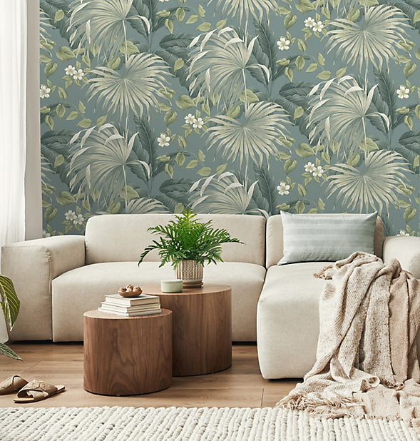 Belgravia Décor Retreat Leaves Green Textured Wallpaper | DIY at B&Q
