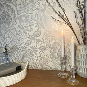 Belgravia Fernhurst White & Silver Floral Trail Wallpaper 1110