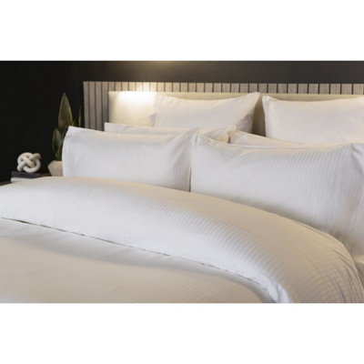 Belledorm Hotel Soho Duvet Cover Set White (Superking)