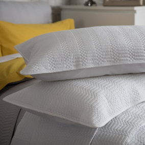 Belledorm Stratford Housewife Pillowcase Grey (One Size)