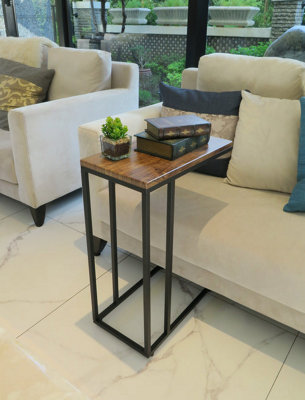 Table that store goes under sofa