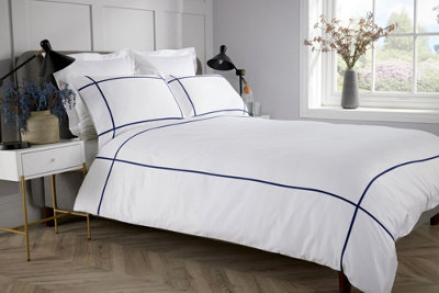 Bellissimo Home 100% Cotton Criss Cross 400 Thread Count Luxury Duvet Set White and Navy