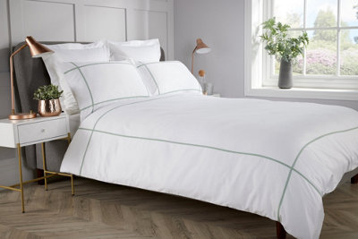 Bellissimo Home 100% Cotton Criss Cross 400 Thread Count Luxury Duvet Set White and Sage Green