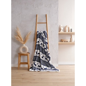 Bellissimo Home Nordic Stag Sherpa Throw Navy. Sherpa Backing Super Soft & Warm