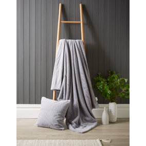 Bellissimo Home Thick Plush Faux Fur Throw Grey. Soft and Warm. 130 x 180cm