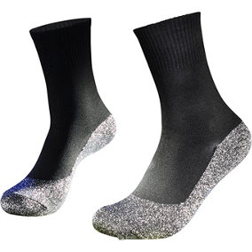 Below Zero Aluminium Fibre Thermal Socks - Lightweight Black Unisex Socks That Keep Feet Warm & Dry - Size S/M (5-8)