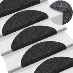 Berkfield 15 pcs Self-adhesive Stair Mats Needle Punch 56x17x3 cm Black