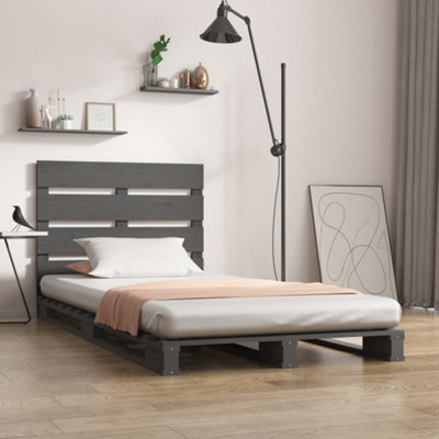 Pallet bed on sale frame single