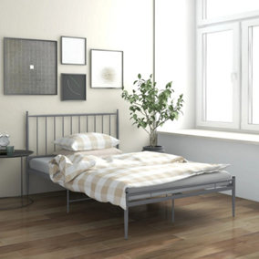Berkfield Bed Frame Grey Metal 120x200 cm