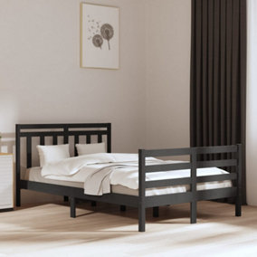 Berkfield Bed Frame Grey Solid Wood 135x190 cm 4FT6 Double